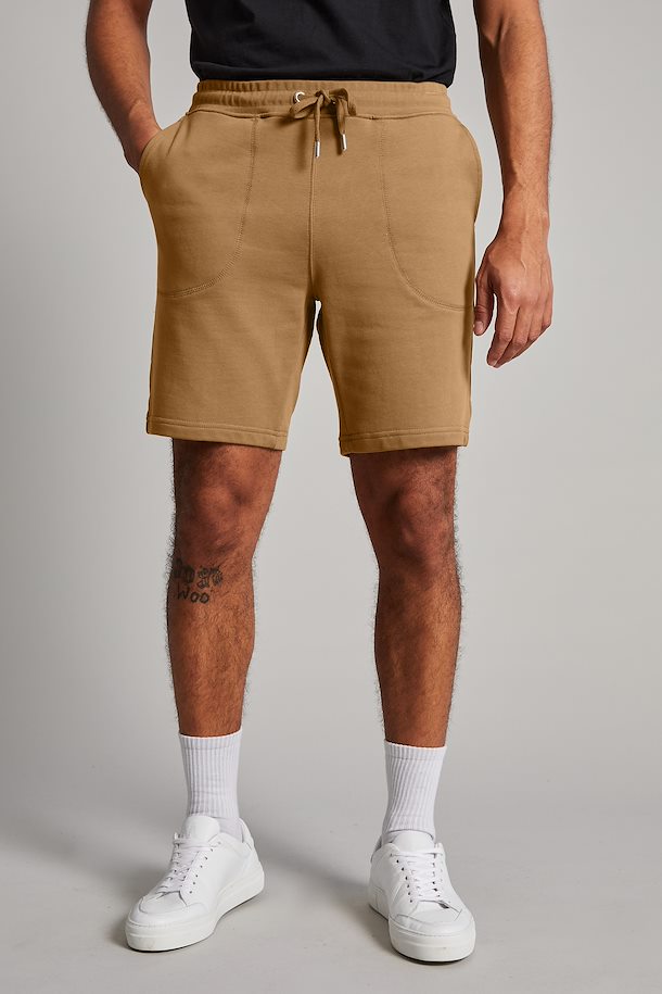 Matinique Shorts in Beige color