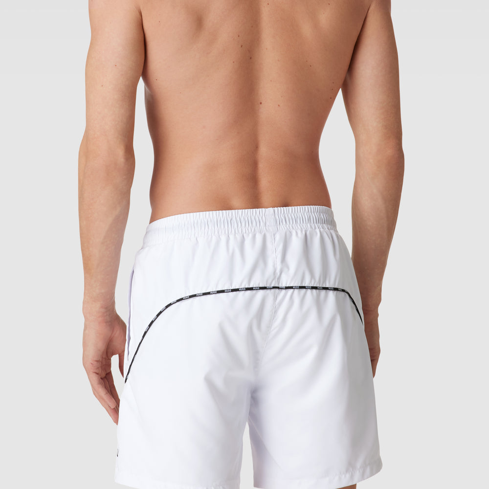 
                      
                        Maillot Hugo Boss de couleur Blanc
                      
                    