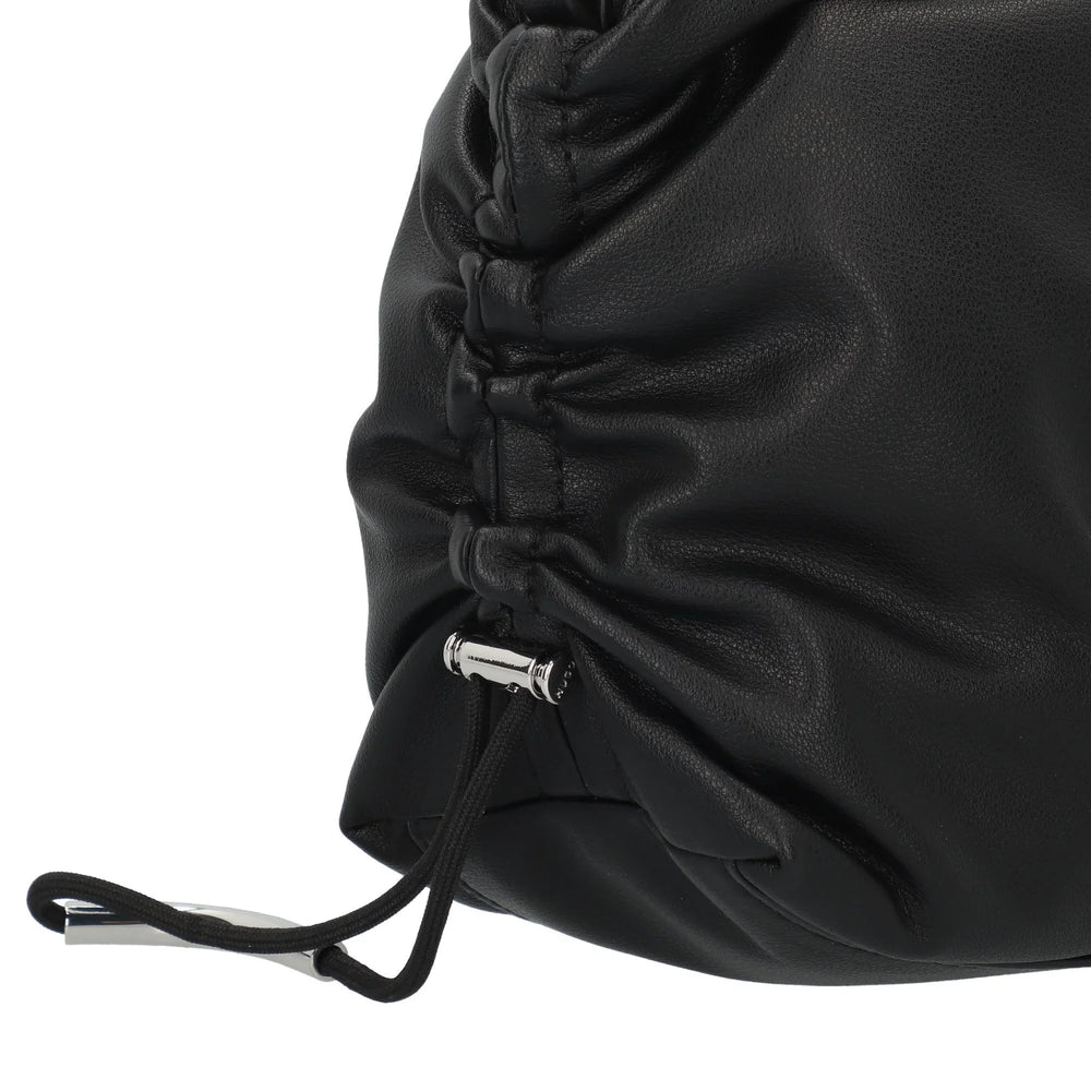 
                      
                        Sac Hugo de couleur Noir
                      
                    