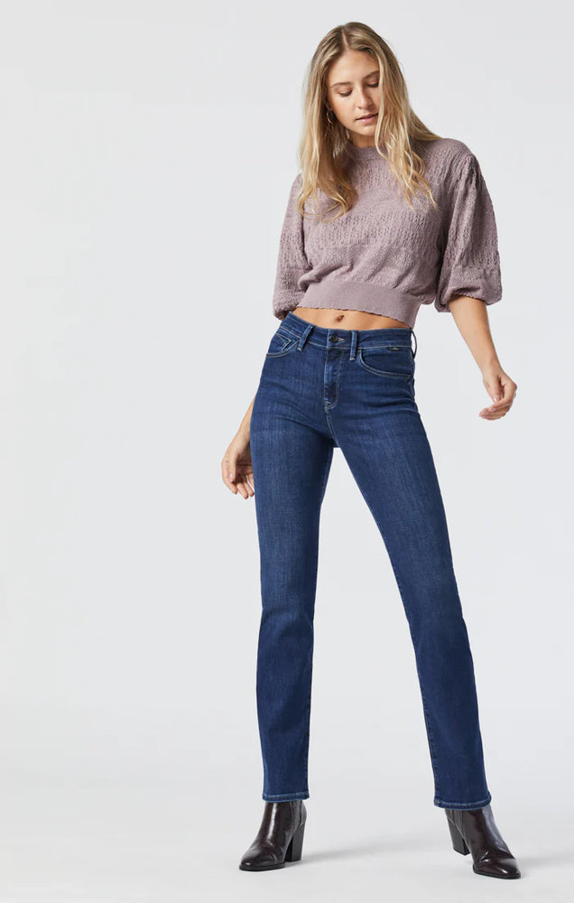 
                      
                        Jeans  de couleur Denim
                      
                    