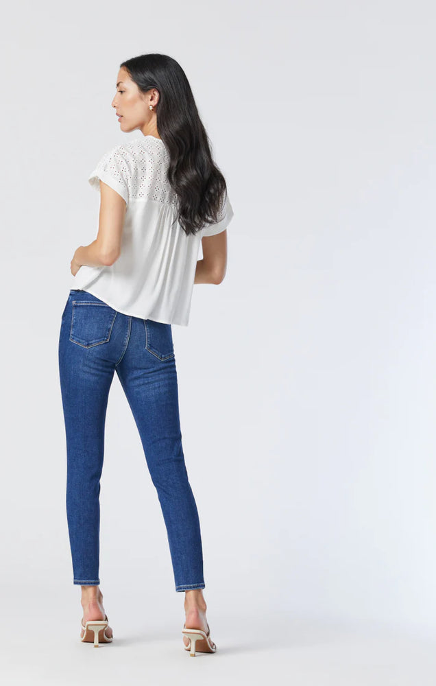 
                      
                        Mavi jeans in denim color
                      
                    