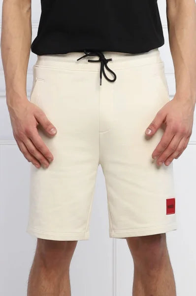 
                      
                        Diz Hugo Boss shorts in Beige color
                      
                    