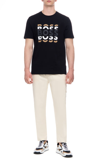 
                      
                        T-Shirt Hugo Boss de couleur Noir
                      
                    