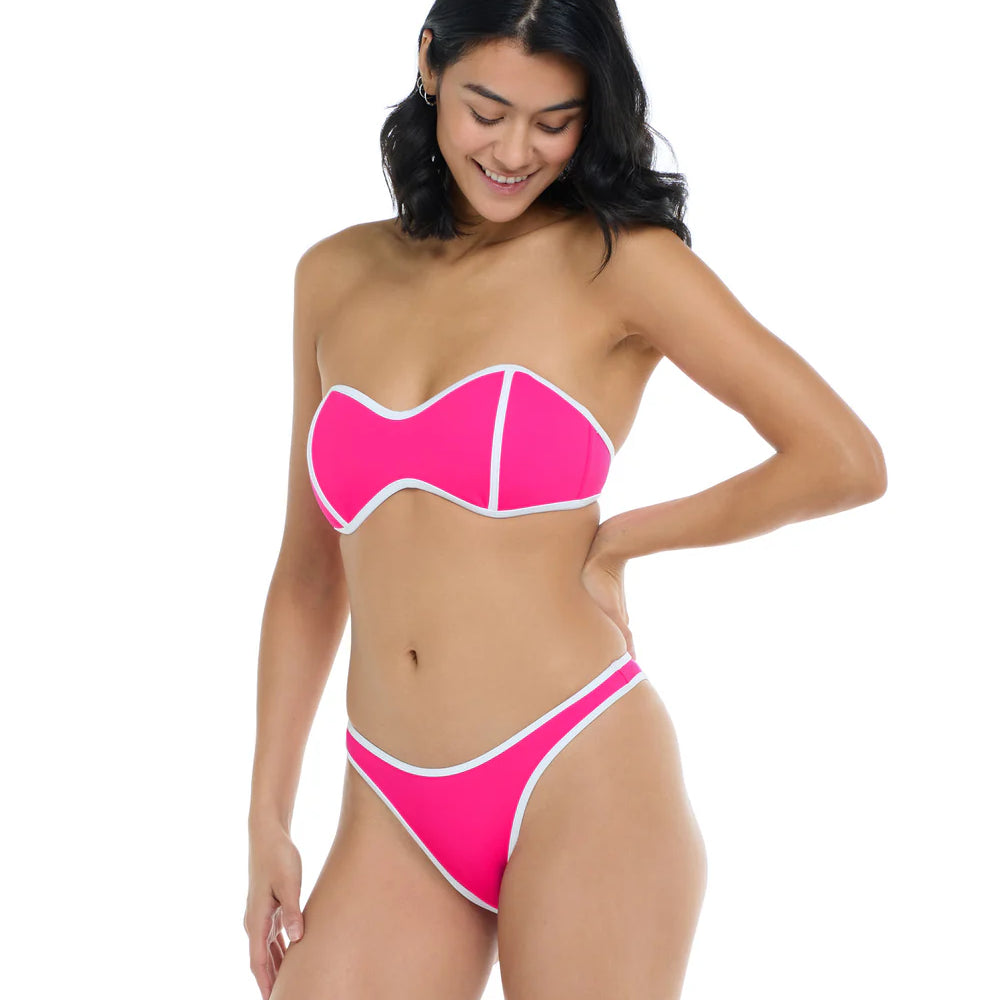 
                      
                        Haut De Maillot Body Glove de couleur Flamingo
                      
                    