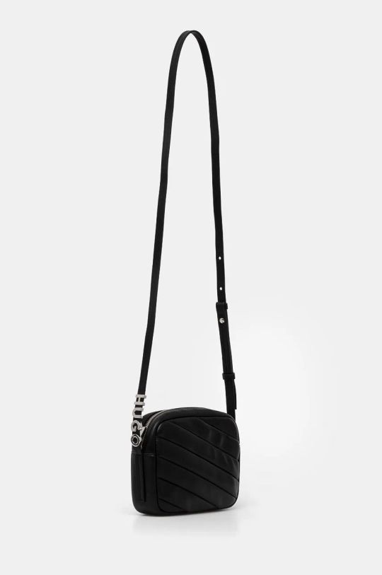 
                      
                        Sac Hugo Boss de couleur Noir
                      
                    