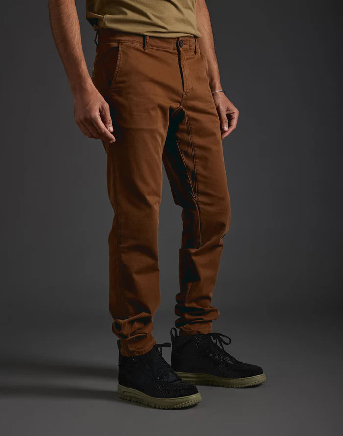 
                      
                        Pantalon Pullin de couleur Caramel
                      
                    