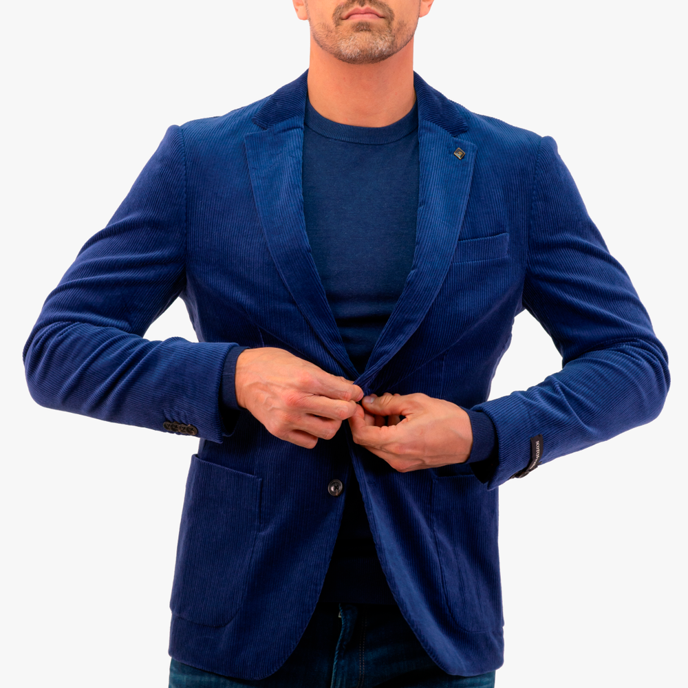 
                      
                        Navy colored Scotch&amp;Soda jacket
                      
                    