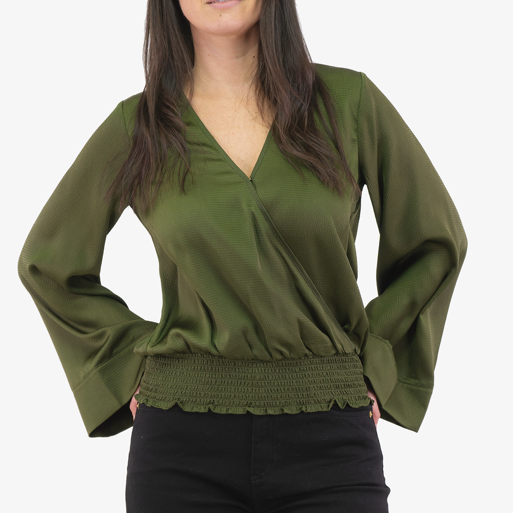 
                      
                        Michael Kors sweater in Green color
                      
                    