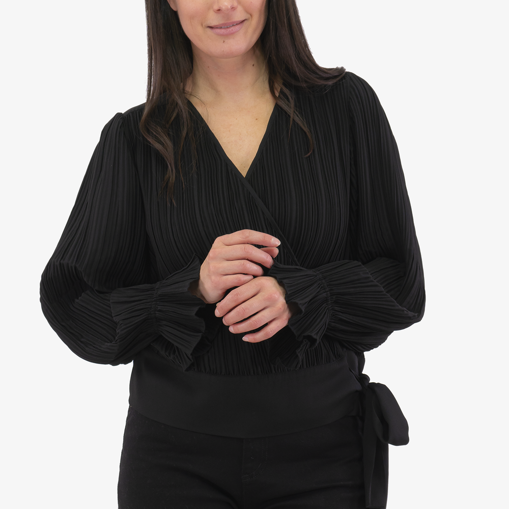 Danine Part Two sweater in Black color