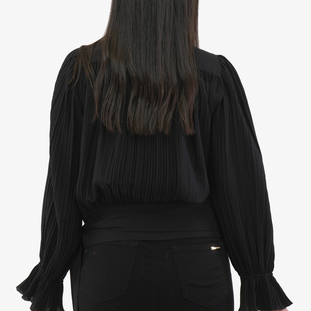 
                      
                        Danine Part Two sweater in Black color
                      
                    