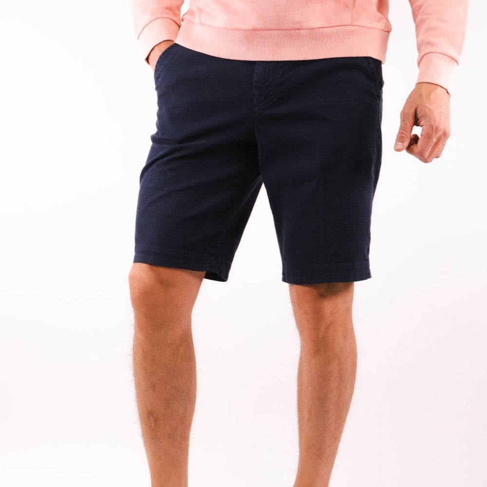 Short Hugo Boss de couleur Marine