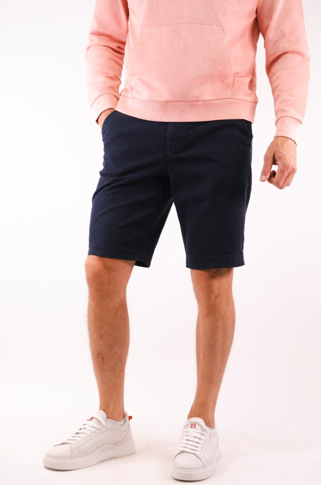 Short Hugo Boss de couleur Marine