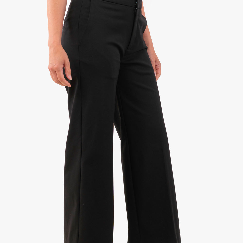 
                      
                        Pantalon Bellicini de couleur Noir
                      
                    