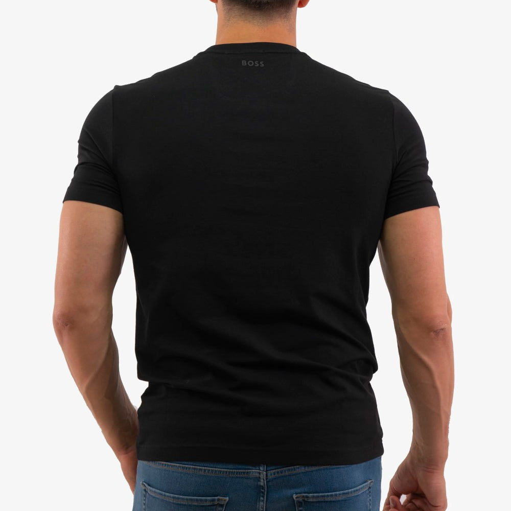 
                      
                        T-Shirt Hugo Boss de couleur Noir
                      
                    