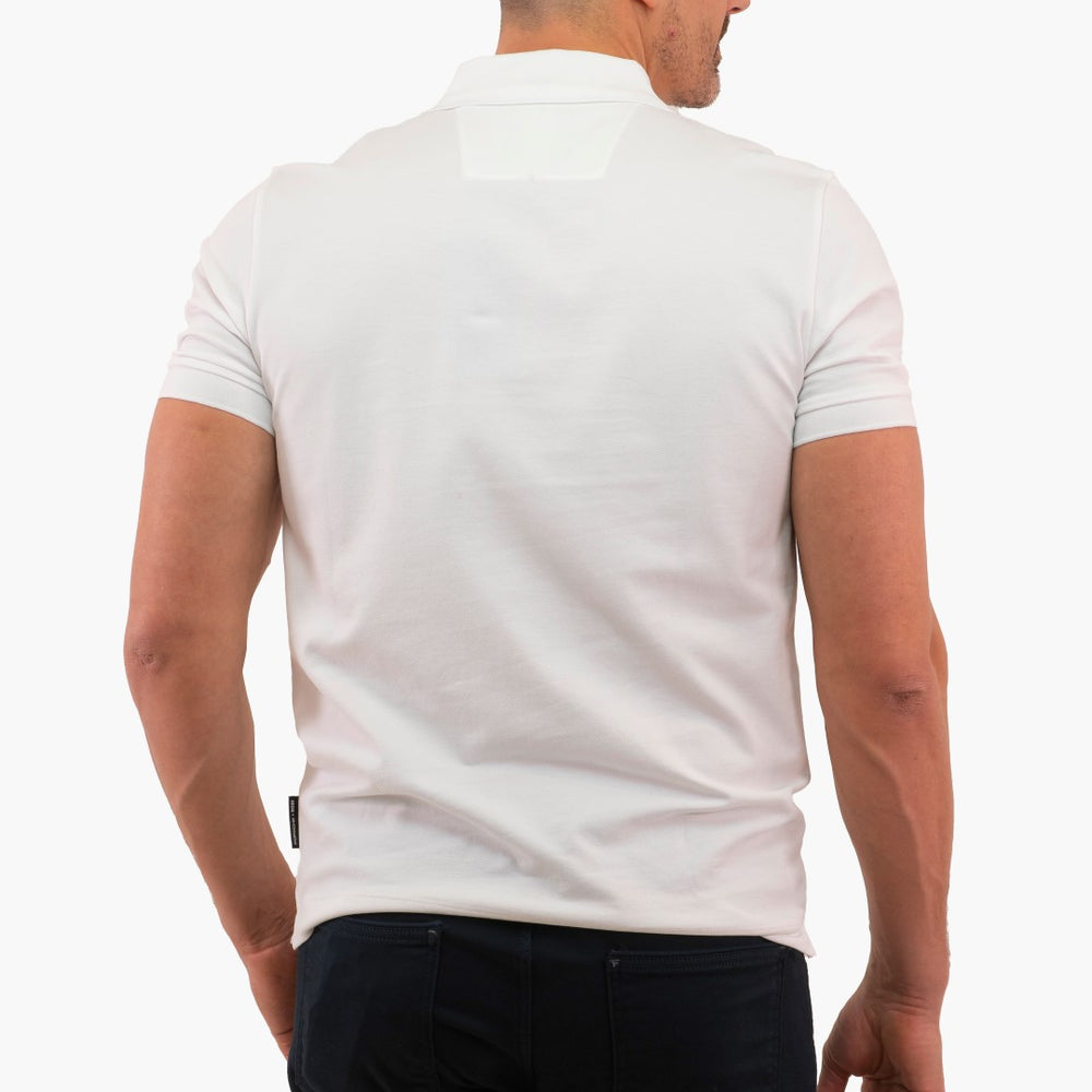 
                      
                        Polo Boss de couleur Blanc
                      
                    