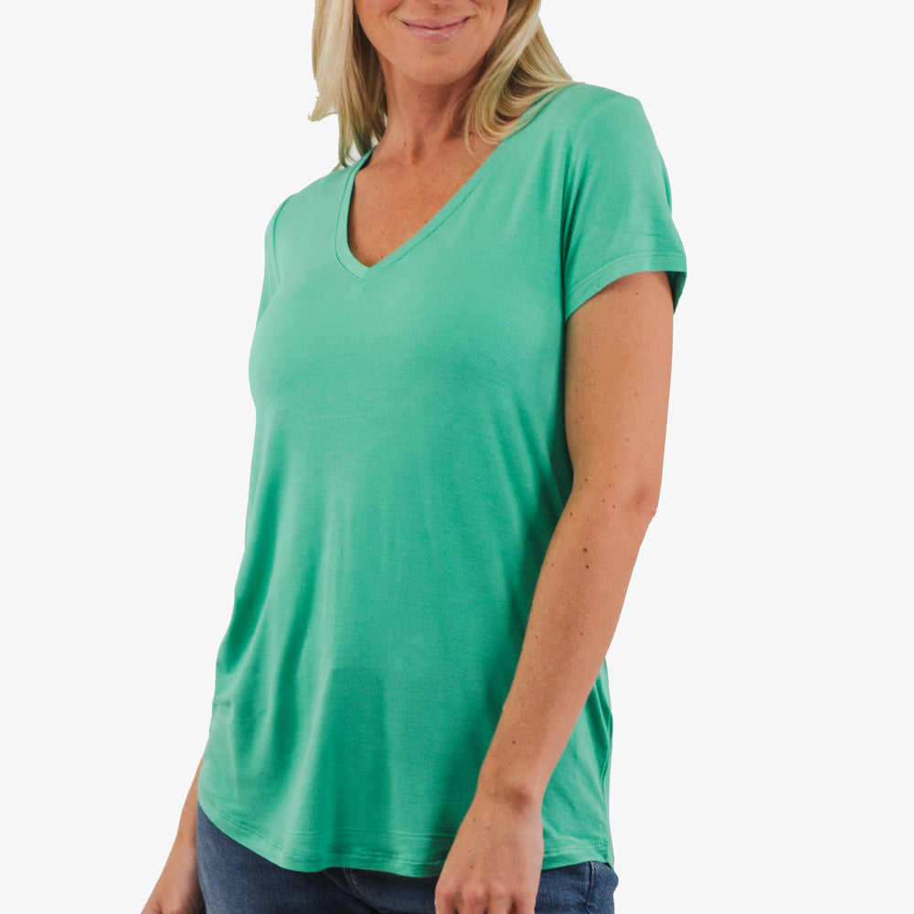 
                      
                        T-Shirt Culture de couleur Vert
                      
                    