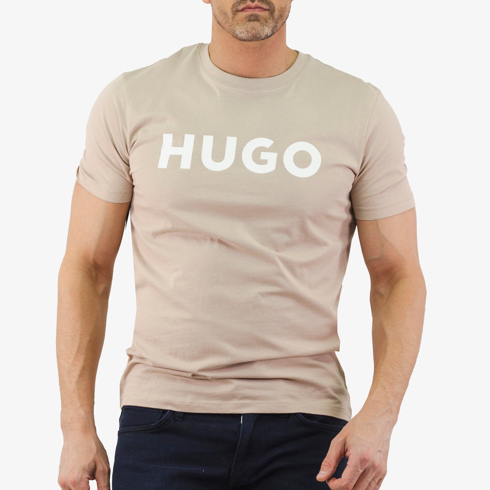 
                      
                        T-Shirt Dulivio Hugo Boss de couleur Beige
                      
                    