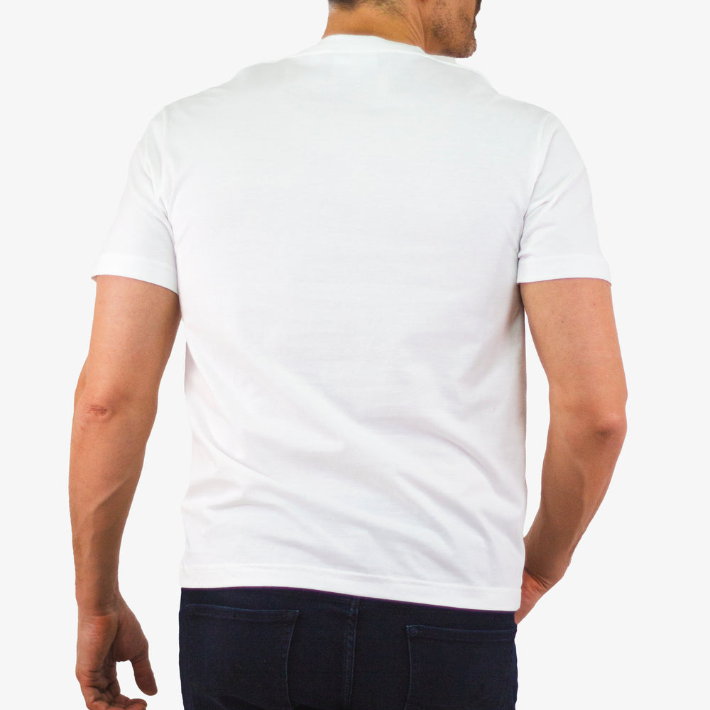 
                      
                        T-Shirt Lacoste de couleur Blanc
                      
                    