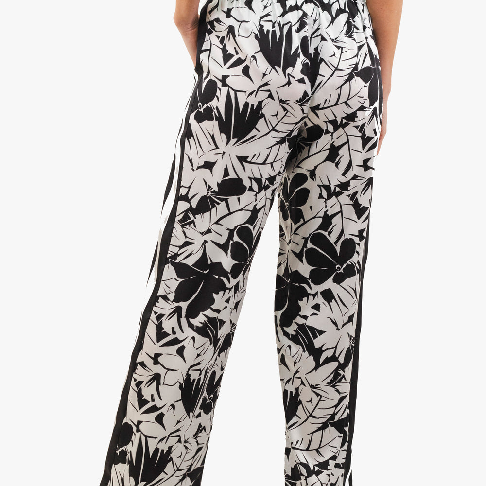 
                      
                        Michael Kors pants in Black/White color
                      
                    