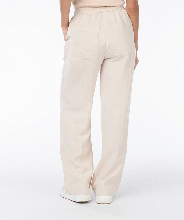 
                      
                        Esqualo pants in Sand color
                      
                    