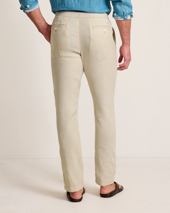 
                      
                        Pantalon Tommy Bahama de couleur Naturel
                      
                    