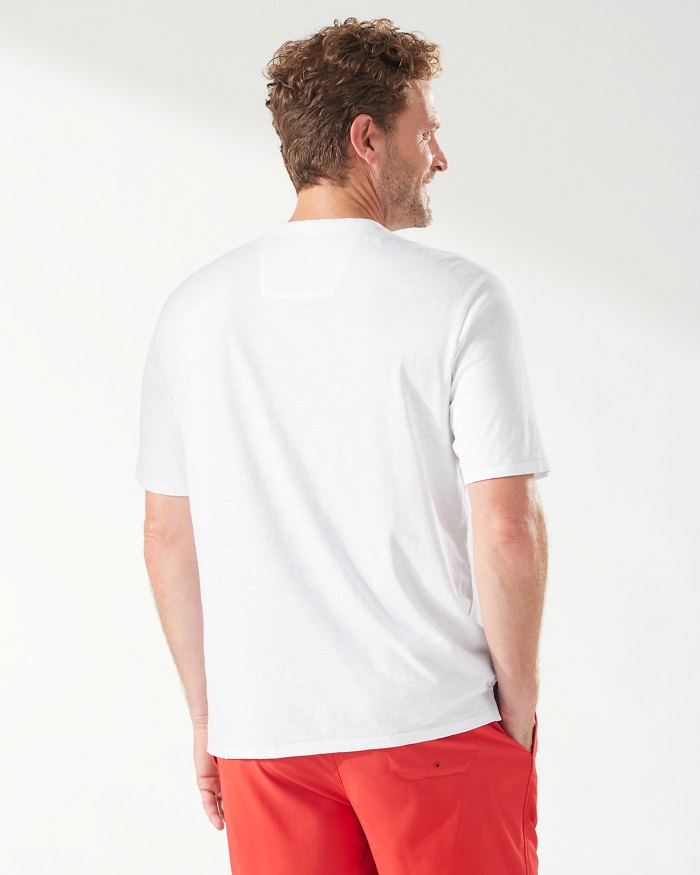 
                      
                        T-Shirt Tommy Bahamas de couleur Blanc
                      
                    