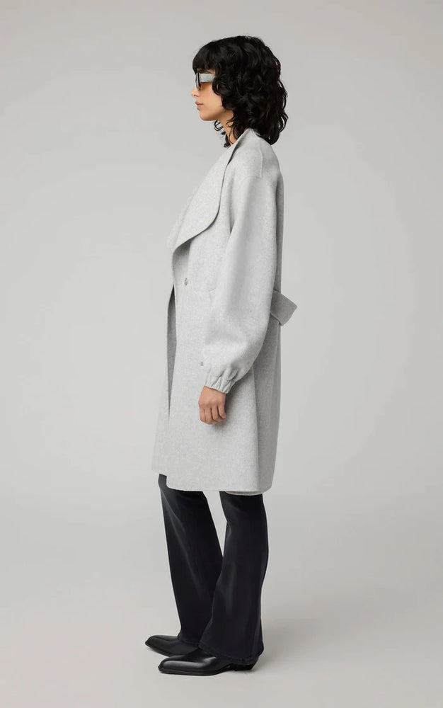 
                      
                        Manteau Soia&Kyo de couleur Gris
                      
                    