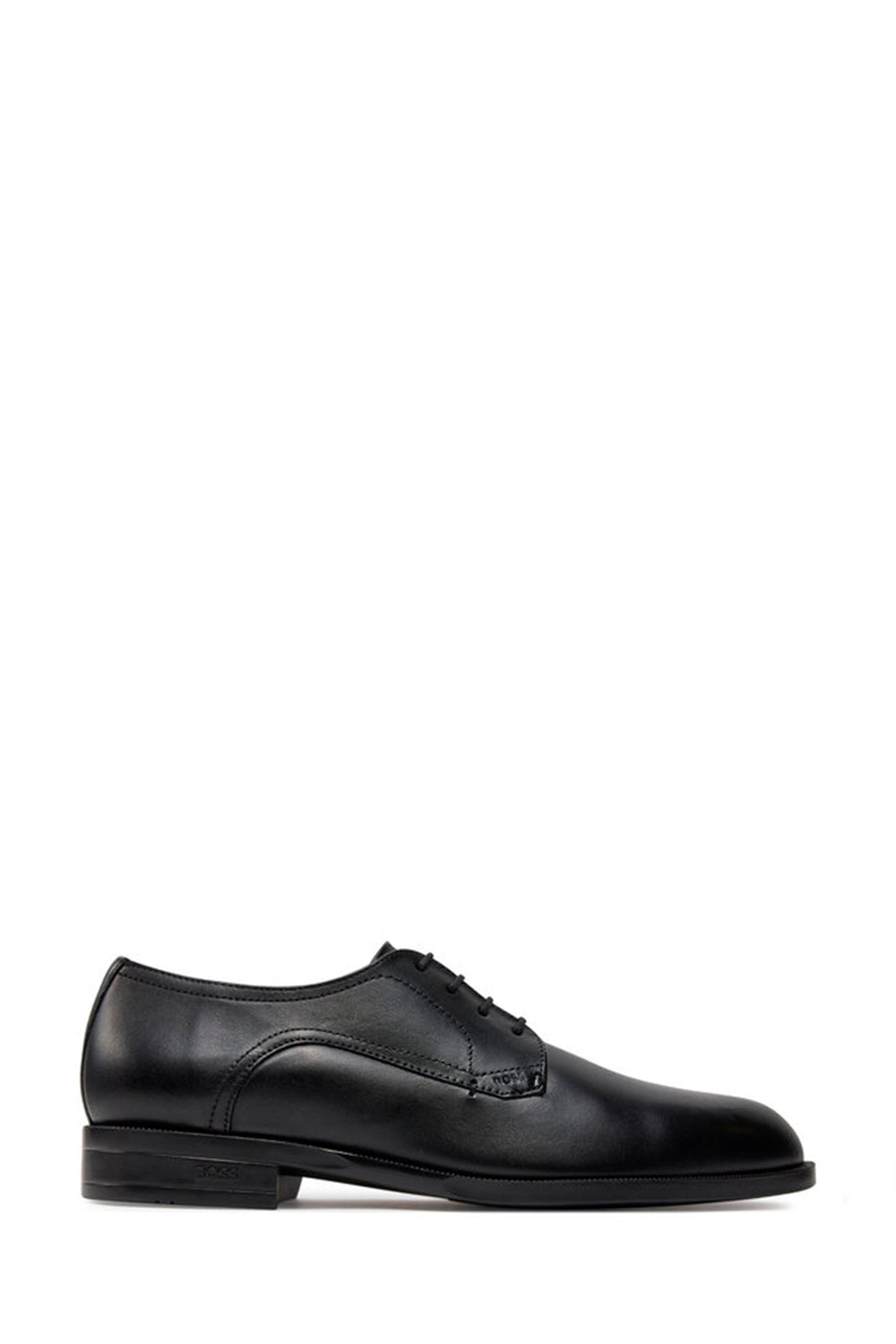 Hugo Boss shoe in Black color