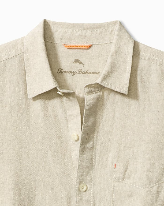 
                      
                        Chemise À Manches Longues Tommy Bahama de couleur Naturel
                      
                    