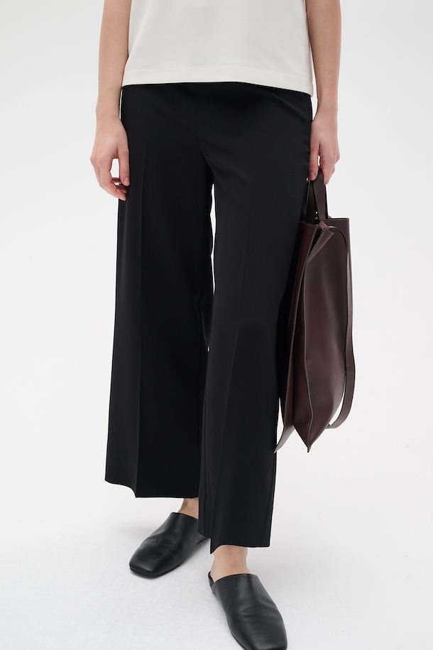 
                      
                        Pantalon InWear de couleur Noir
                      
                    