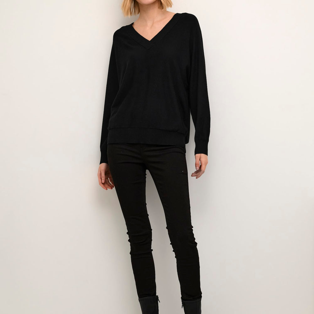 
                      
                        Annemarie V-Neck Sweater Black Culture
                      
                    