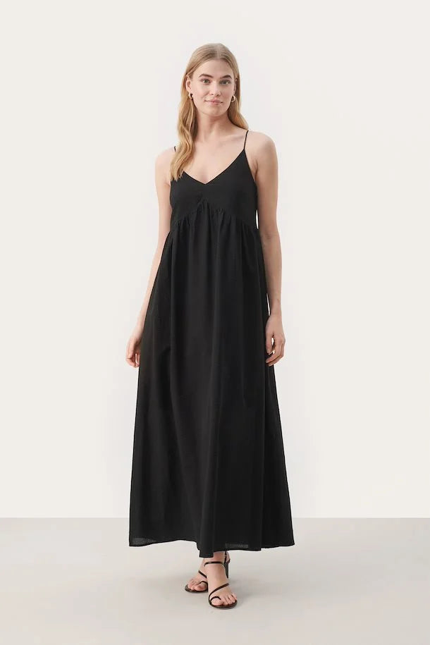 Gloria Part Two dress in Black color