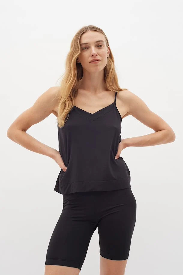 
                      
                        Camisole InWear de couleur Noir
                      
                    