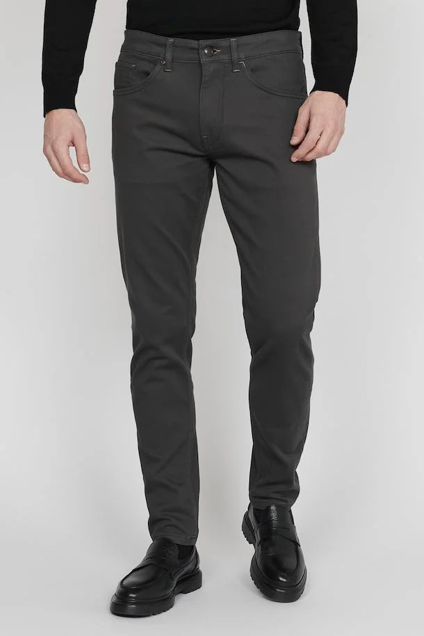 Pantalon Matinique de couleur Noir