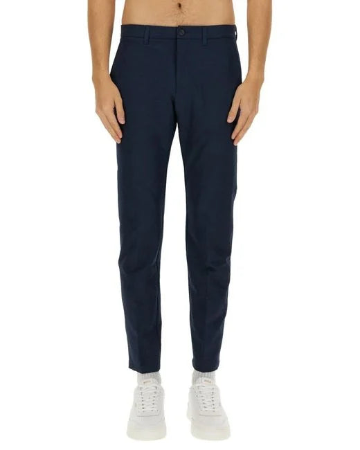 
                      
                        Pantalon Boss de couleur Marine
                      
                    