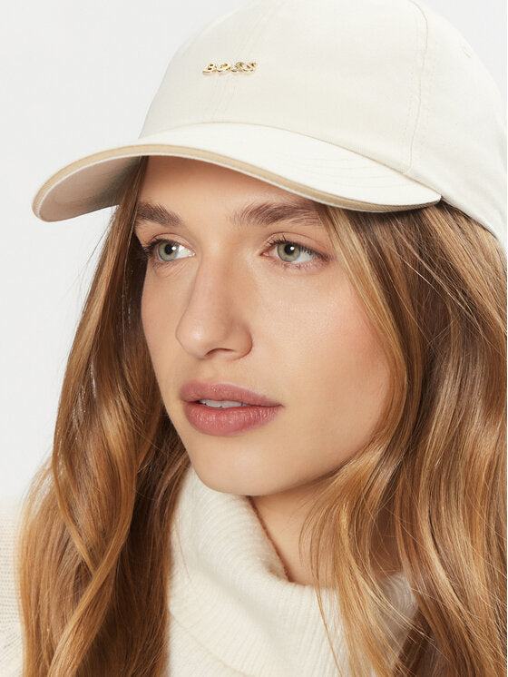 
                      
                        Casquette Boss de couleur Blanc (BOSS-50533367-118)
                      
                    