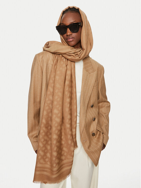 
                      
                        Foulard Boss de couleur Caramel
                      
                    