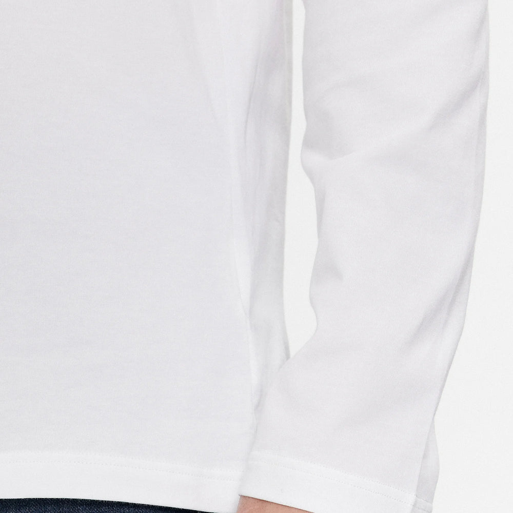 
                      
                        Hugo Boss Long Sleeve T-Shirt in White color
                      
                    