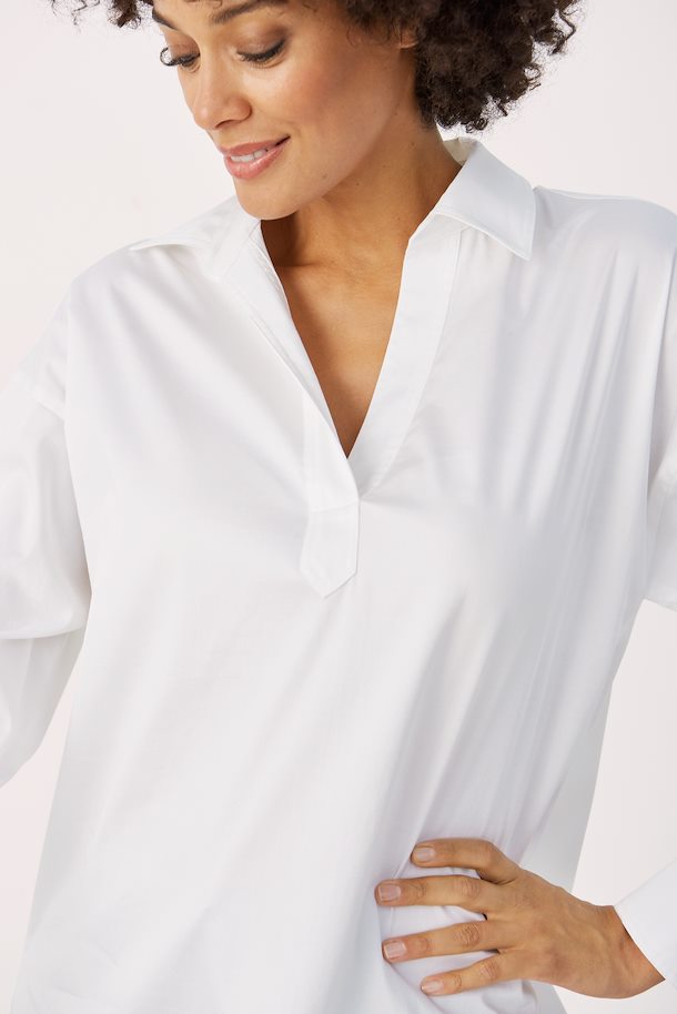 
                      
                        Blouse Part Two de couleur Blanc
                      
                    