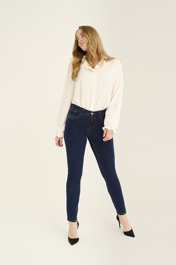 
                      
                        Pantalon Cream de couleur Denim Foncé
                      
                    