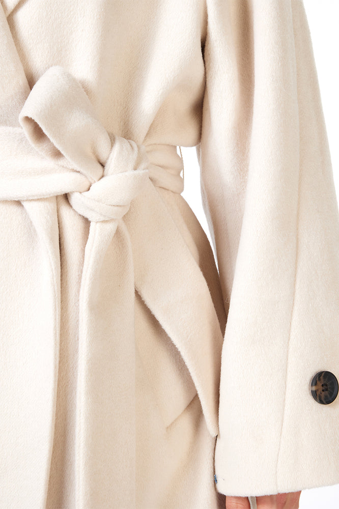 
                      
                        Manteau Esqualo de couleur Beige
                      
                    