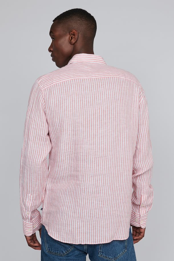 
                      
                        Chemise Matinique de couleur Rose
                      
                    