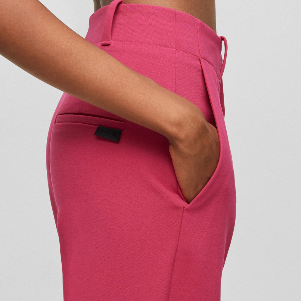 
                      
                        Pantalon Hugo Boss de couleur Rose
                      
                    