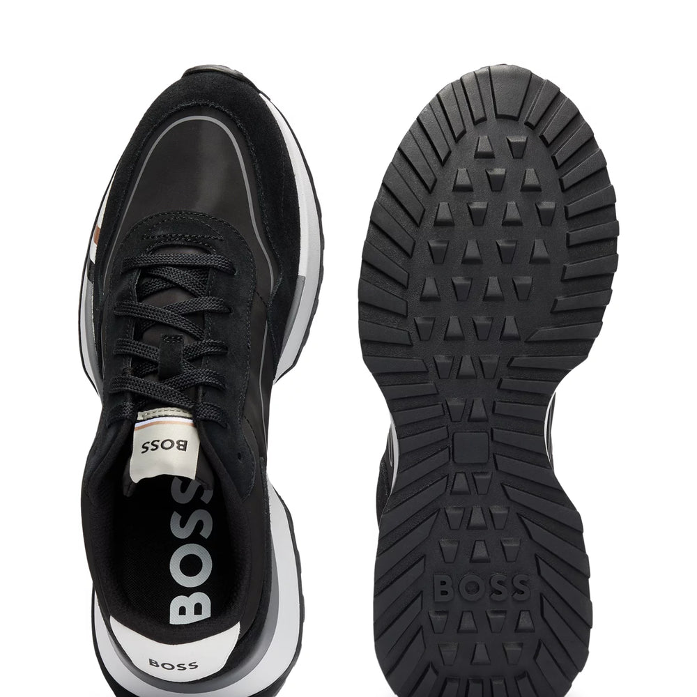 
                      
                        Soulier Hugo Boss de couleur Noir
                      
                    