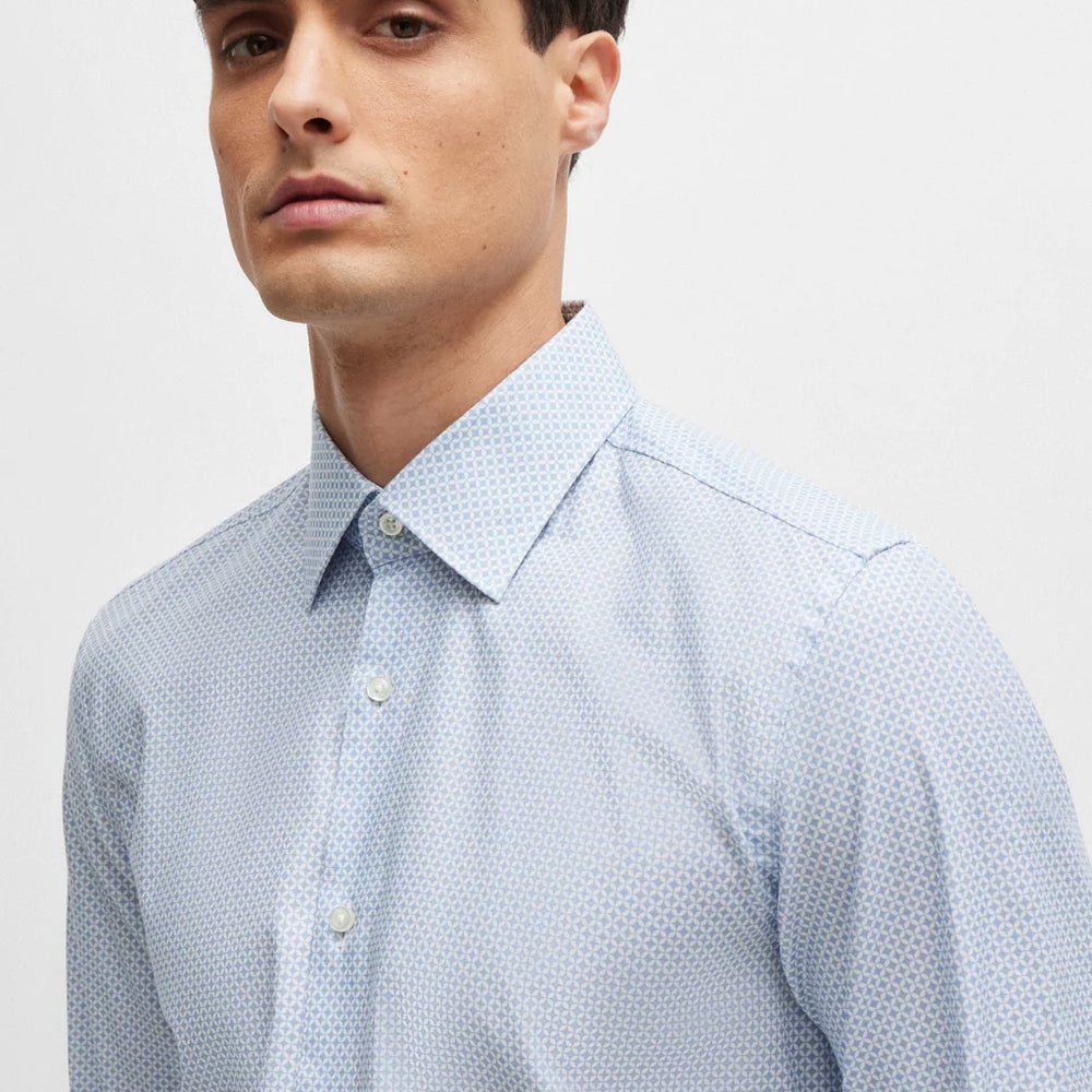 
                      
                        Chemise Hugo Boss de couleur Bleu Pale
                      
                    