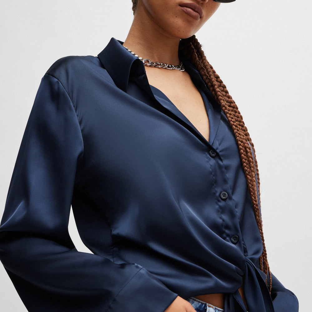 
                      
                        Hugo Boss blouse in Navy color
                      
                    