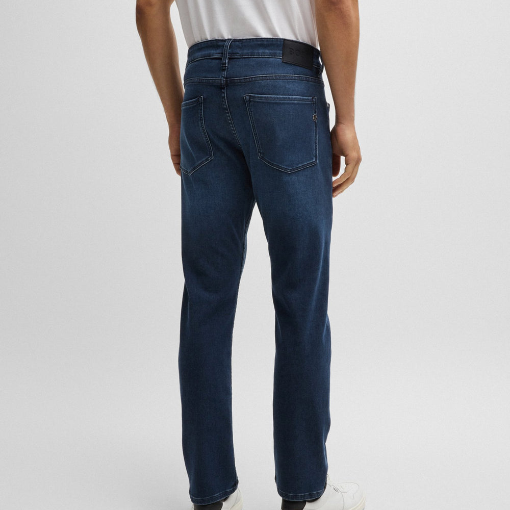 
                      
                        Pantalon Boss de couleur Denim
                      
                    