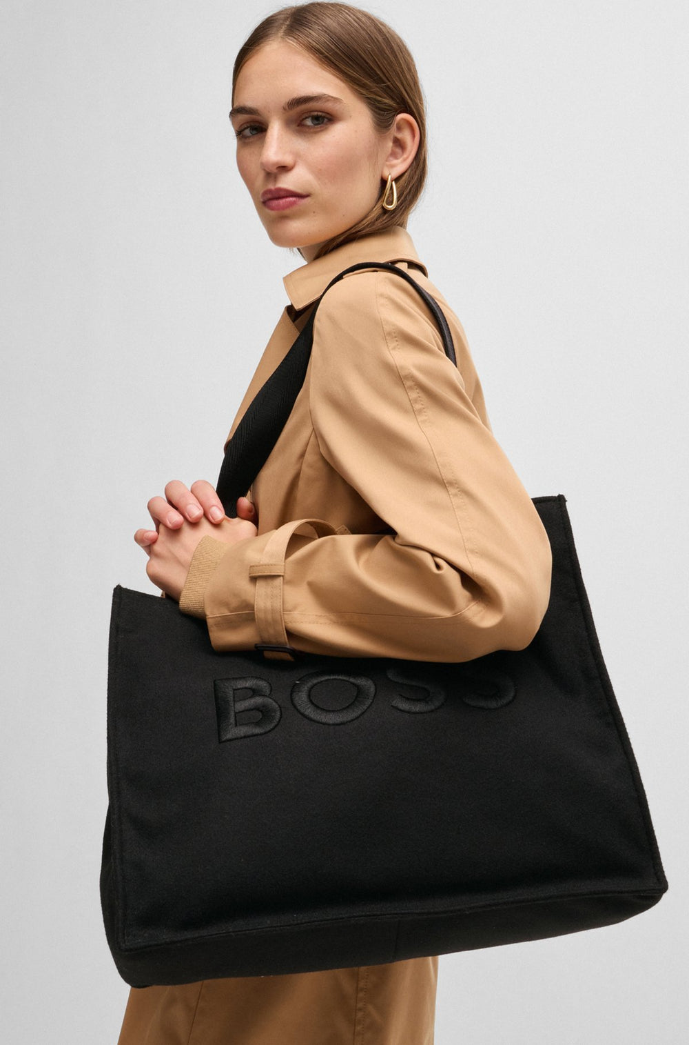 Sac Hugo Boss de couleur Noir