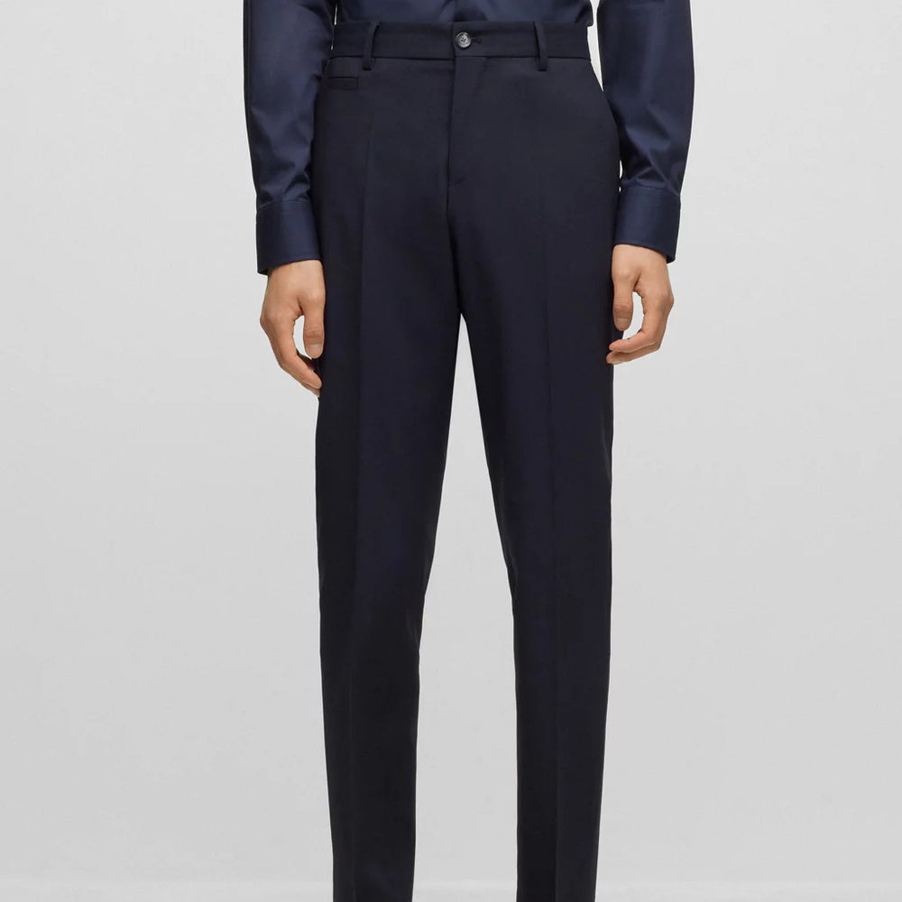 
                      
                        Pantalon Hugo Boss de couleur Marine
                      
                    