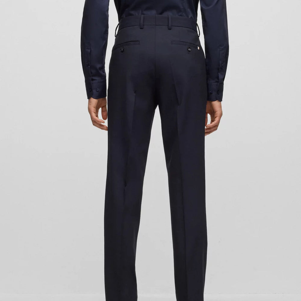 
                      
                        Pantalon Hugo Boss de couleur Marine
                      
                    